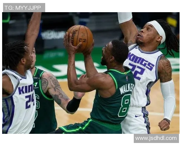 灰熊与马刺激战正酣直播全程精彩回顾与分析